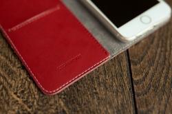 Pouzdro typu kniha FIXED FIT pro Apple iPhone 13 Pro, červené