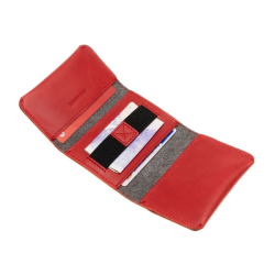 Kožená peněženka FIXED Tripple Wallet for AirTag z pravé hovězí kůže, červená