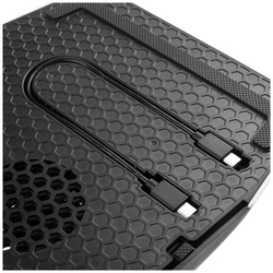 Multifunkční stanice FIXED pro PlayStation 5 s chlazením a nabíjením pro dva ovladače DualSense, černo-bílá