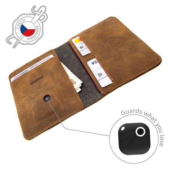 Kožená peněženka FIXED Smile Passport se smart trackerem FIXED Smile Motion, velikost cestovního pasu, hnědá